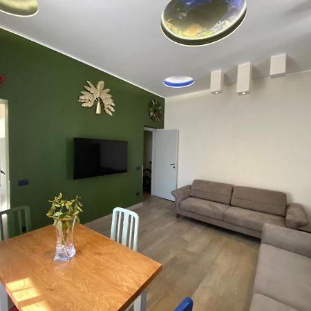 Mondo Vacanze Apartamento Savona Exterior foto