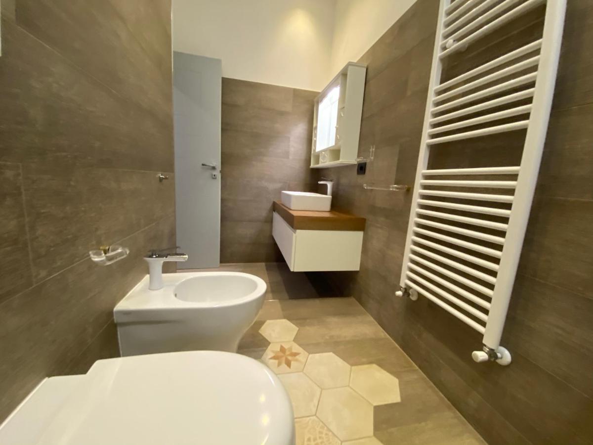 Mondo Vacanze Apartamento Savona Exterior foto